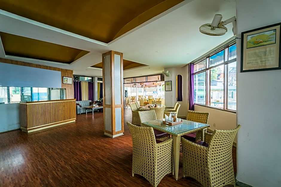 Tripli Hotels M & Resort