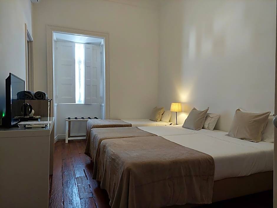 CC Guest House - "Ao Mercado"