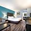 Clarion Inn Cleveland near University