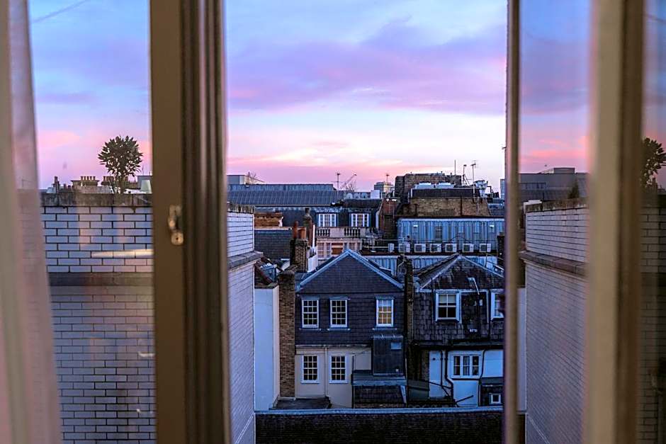 St James Hotel & Club Mayfair