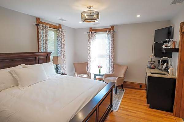 The Victorian Luxury Suites