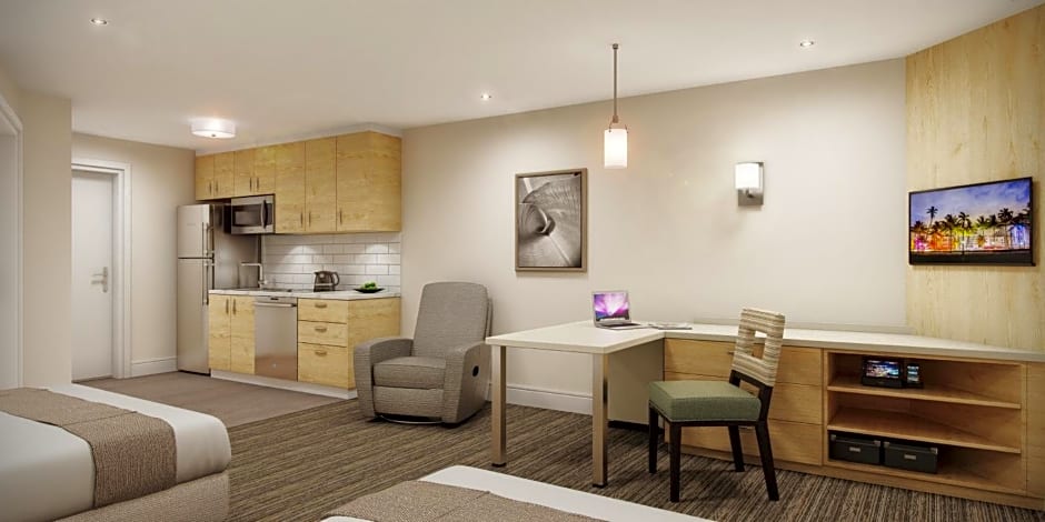 Candlewood Suites Miami Intl Airport - 36th St, an IHG Hotel