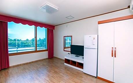 Family Ondol - 8 Pyeong