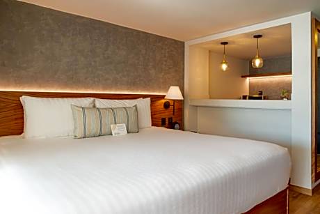 Junior Suite with Ocean View