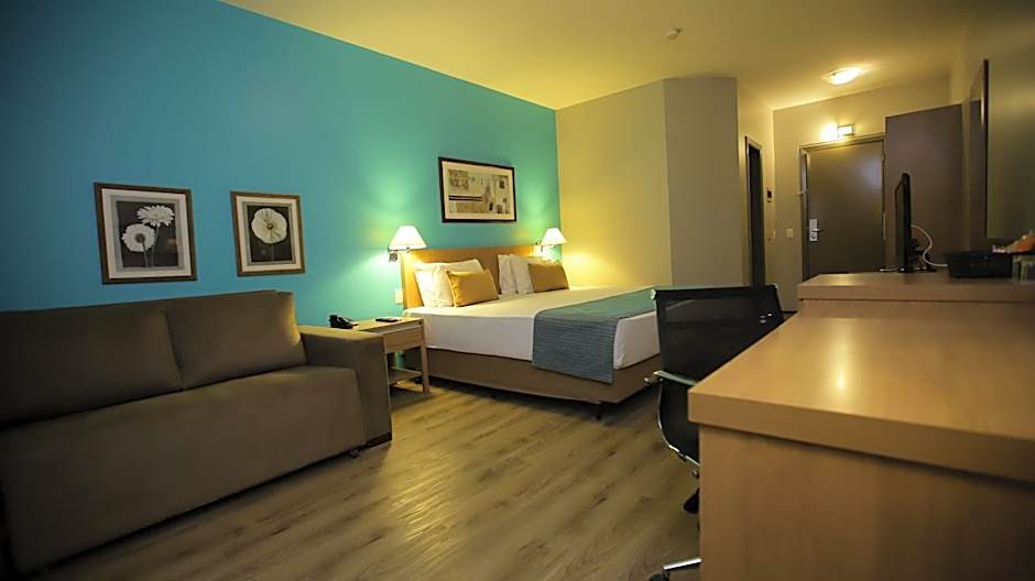 Comfort Suites Flamboyant