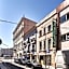 Galeria Suite Hotel
