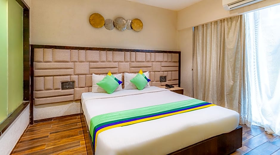 Treebo Supreme Grande