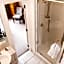 Queenstown House Bed & Breakfast and Apartments