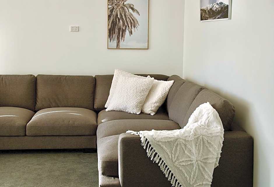 Talbingo Lodge - Selwyn Accommodation