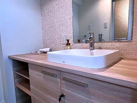 Modern Twin Room Japanese Style
