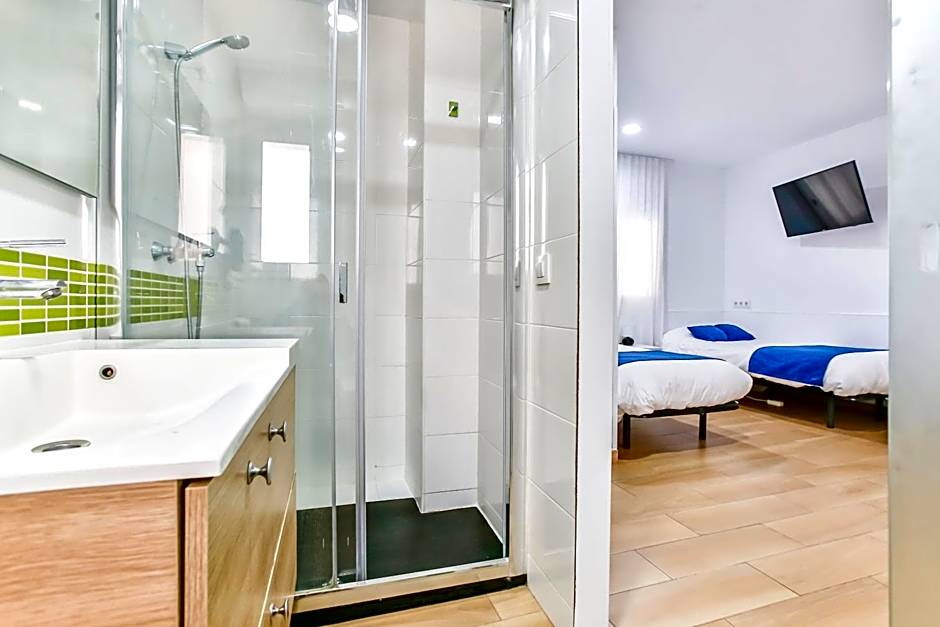 Laramond Barcelona Rooms