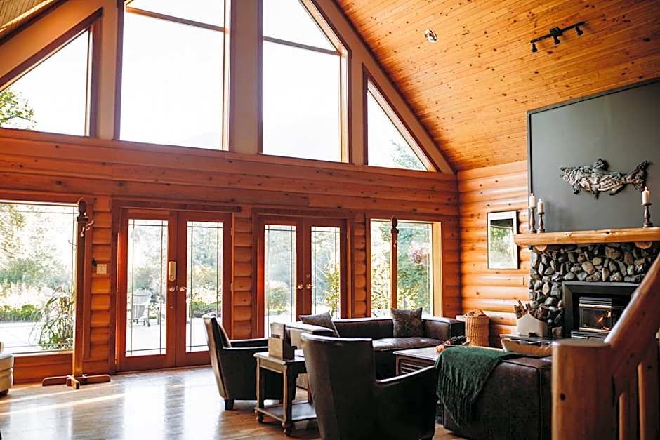 Cowichan River Lodge