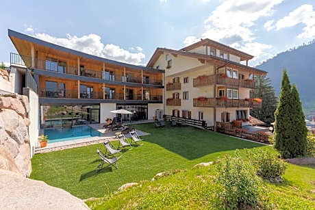 Monza Dolomites Hotel