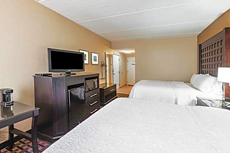 Standard Queen Room with Two Queen Beds - Non Smoking