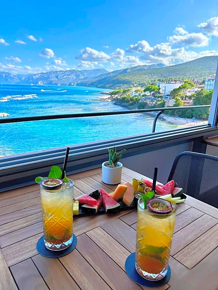 BUE MARINO Hotel & Rooftop Bar