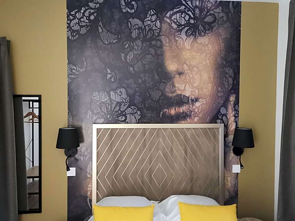 Logis Le Relais du Chapeau Rouge