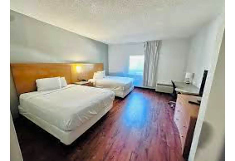 Studio 6 Extended Stay - Savannah, GA - Gateway & I-95