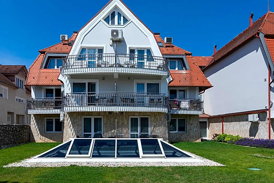 Holiday Club Apartman Hotel