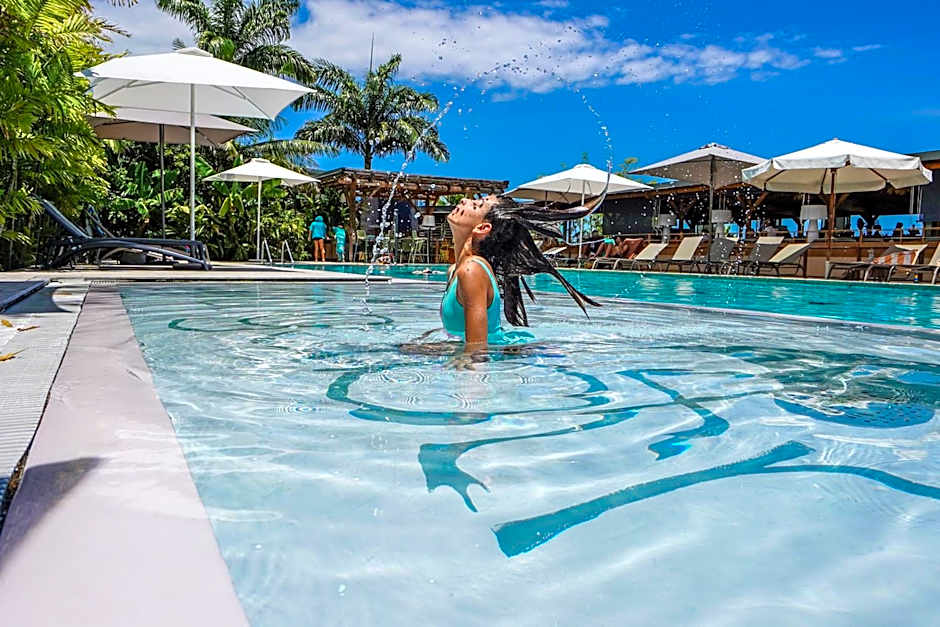 Dina Morgabine Saint Gilles