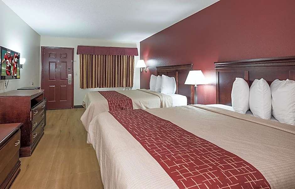 Red Roof Inn Chipley