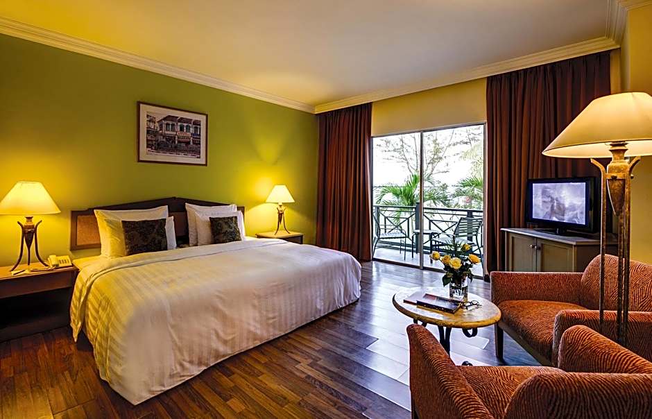 The Qamar Paka Resort