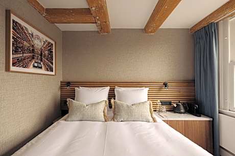 Triple Room with Canal View