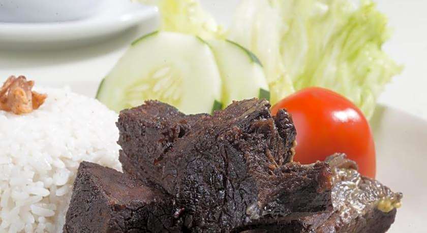 Hotel Santika Gresik