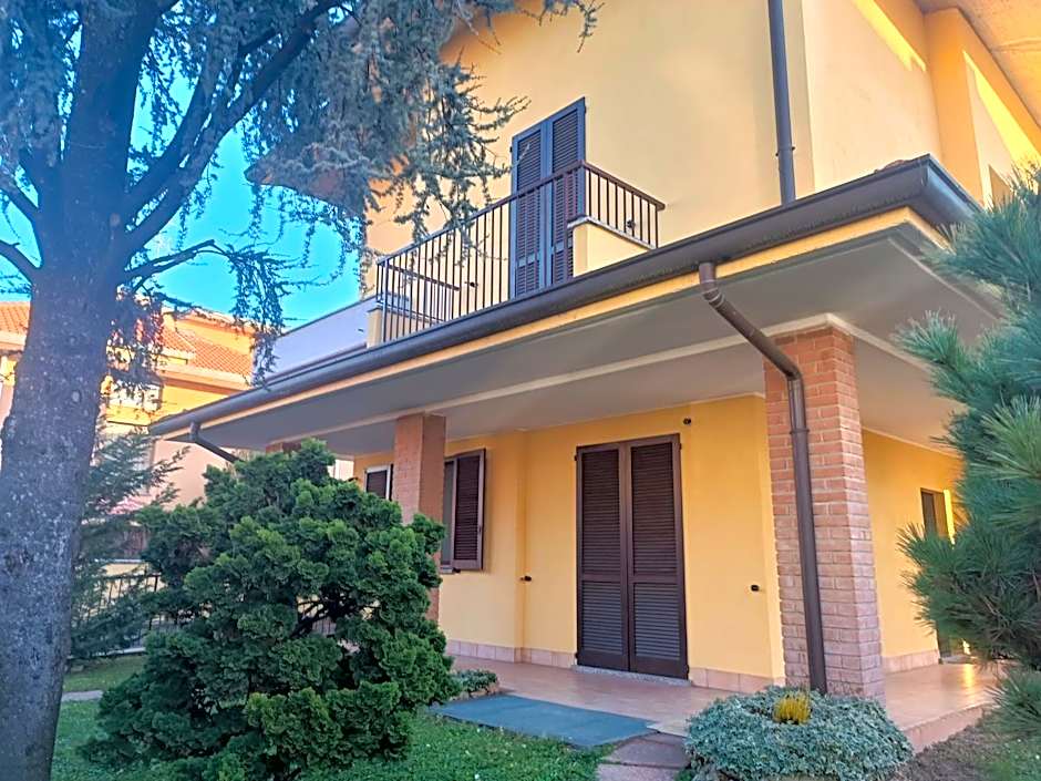 B&B accogliente a due passi dal metrò di Milano - Casa Adriana