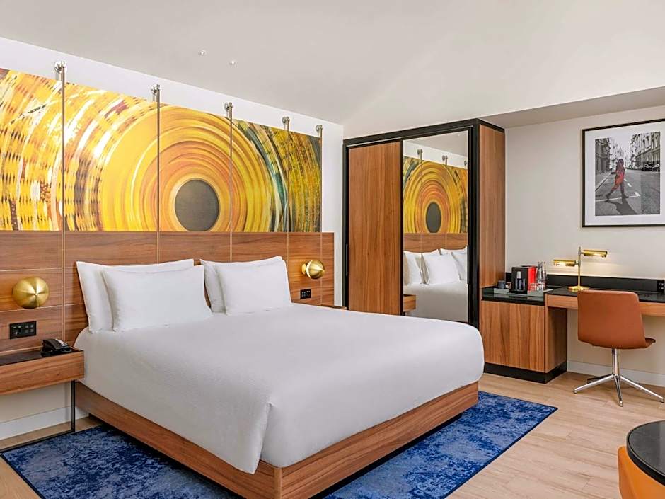 Pullman Budapest