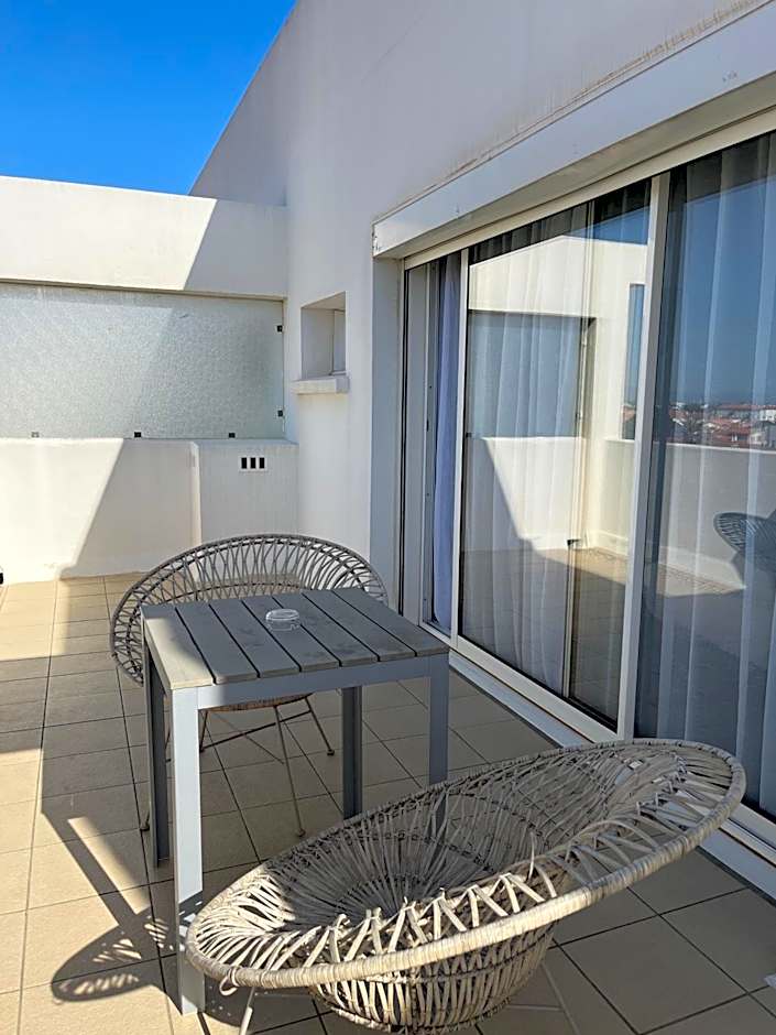 Hôtel Les Sables - Urban Style - by Logis Hotels