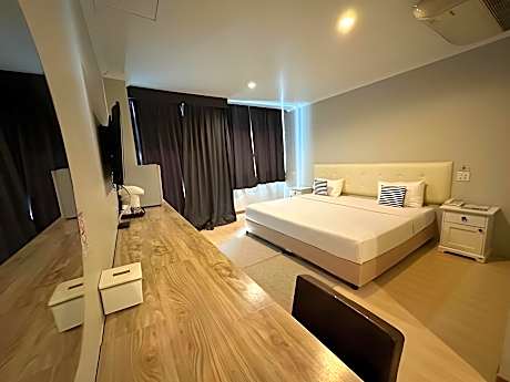 Super Deluxe Room