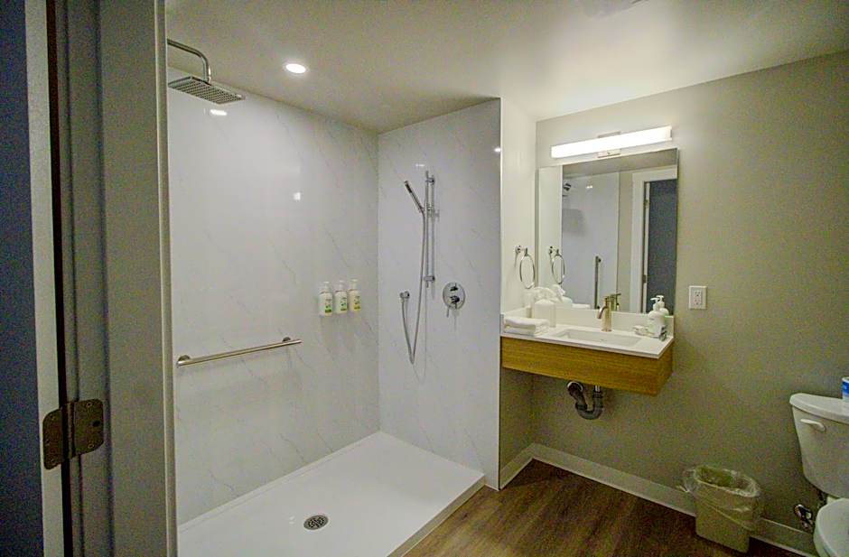 Baymont by Wyndham Gold River