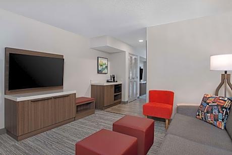 1 King Bed Junior Suite