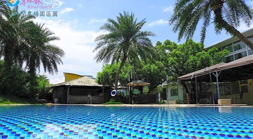 River Forest Leisure Farm