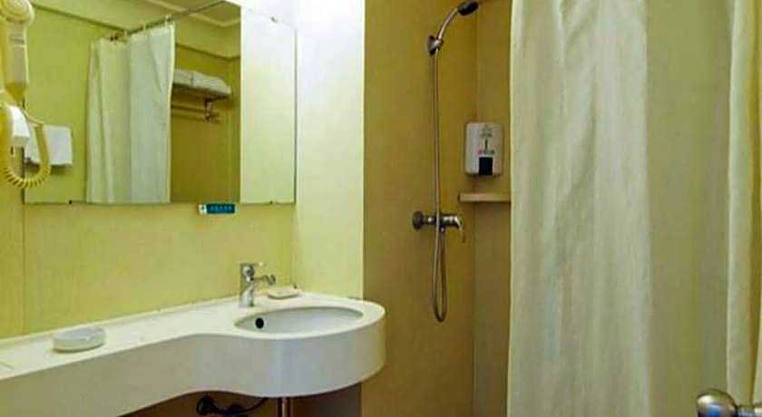 JinJiang Inn Qingdao Bus Terminal Branch