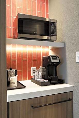 Deluxe King Room - Hearing Accessible