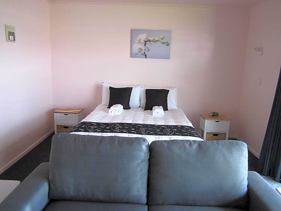 Kiwi Court Motel