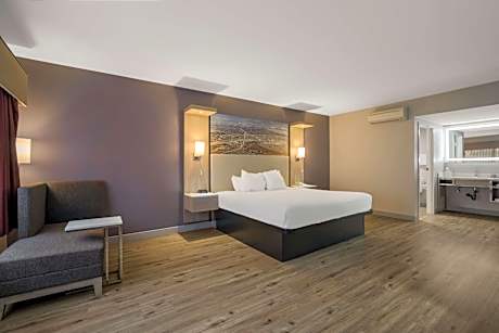King Room