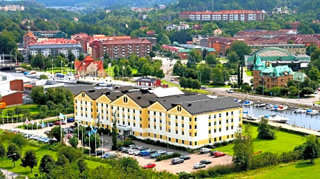 Hotel Riverside