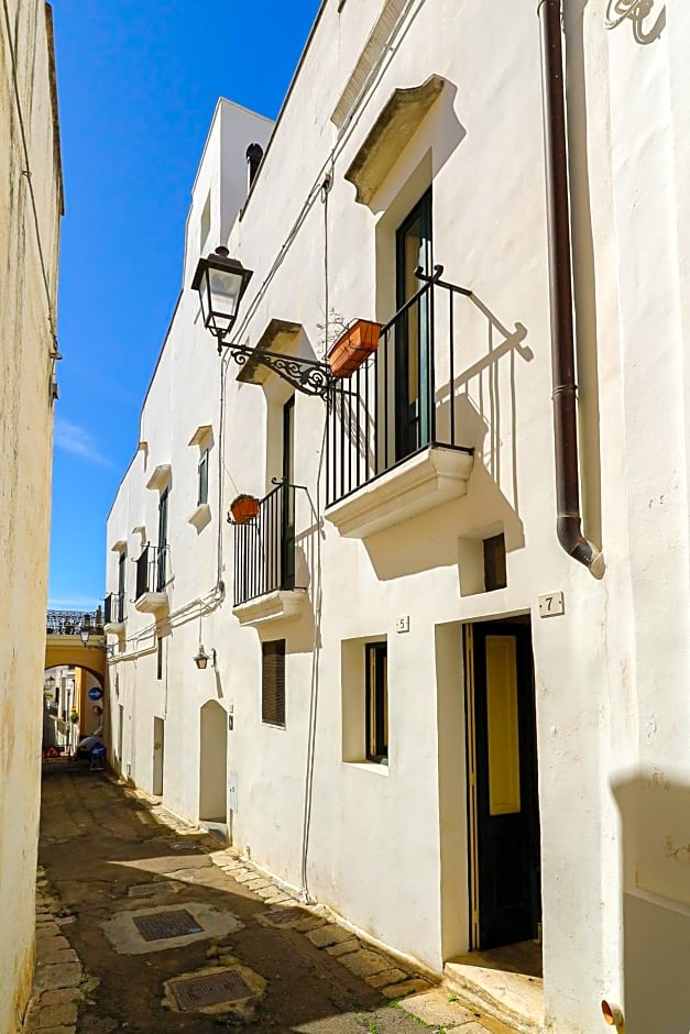 Luna e Basilico by Casa di Marco AP6