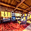 Alert Bay Lodge