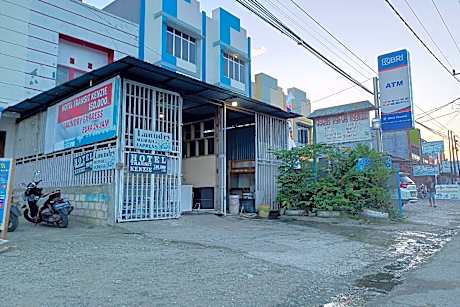 OYO 93485 Hotel Kenzie Sentani