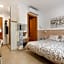 Hostal House