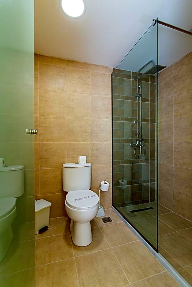 Photo 1 of 7 of Superior 2 Beds