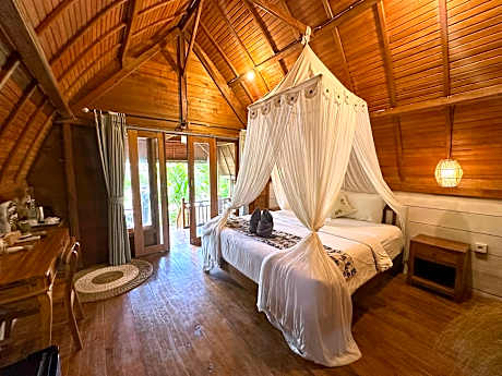 Sunset Hill Penida Resort