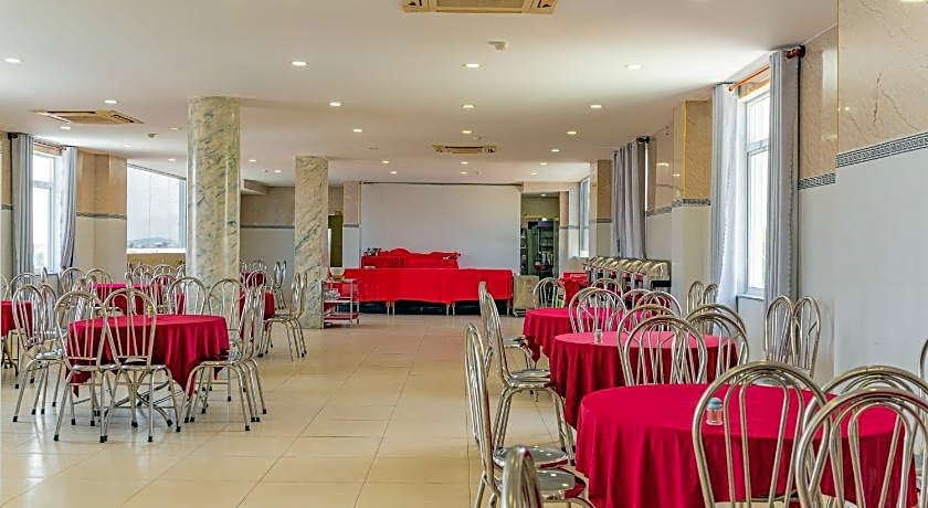 Thi Long Phung Hotel