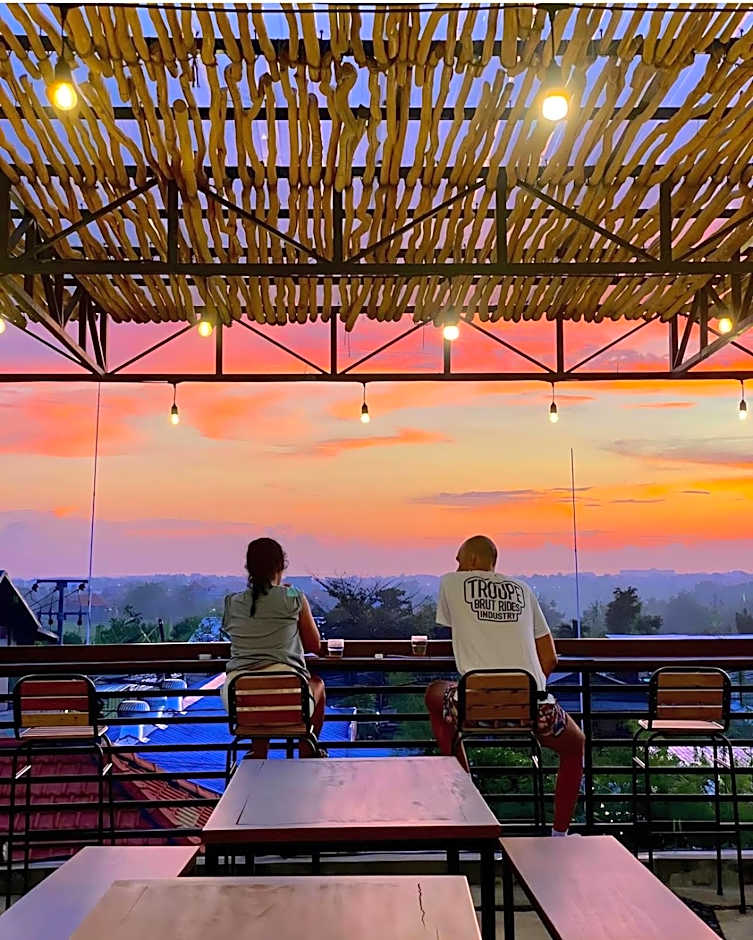 Villa Youlas Canggu Free Coworking Space