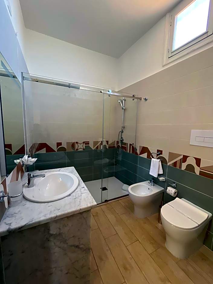 38 Aira Hotels
