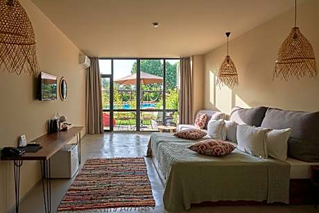 Superior Twin Room with Garden View