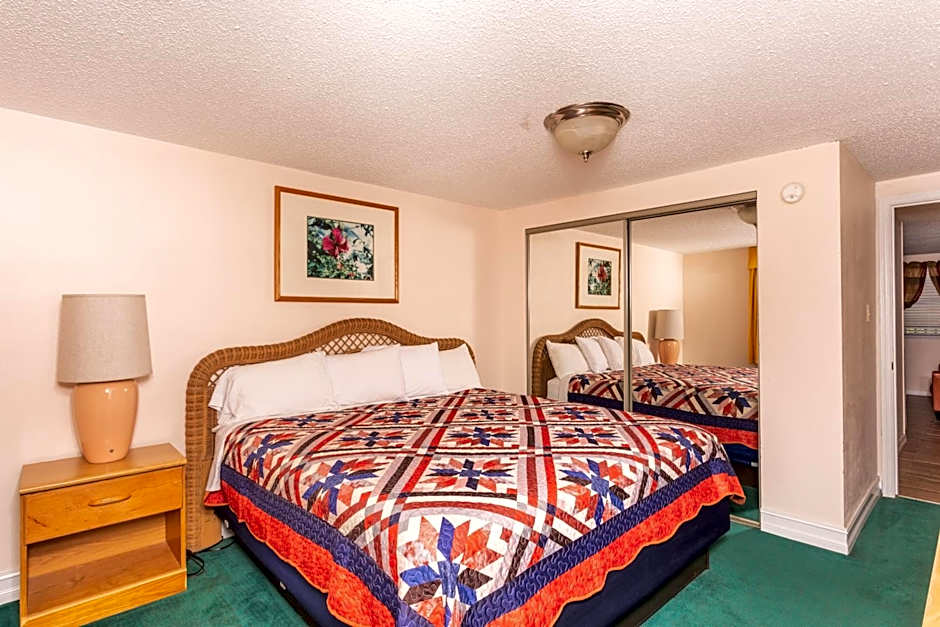 Photo 1 of 9 of 1 King Bed
